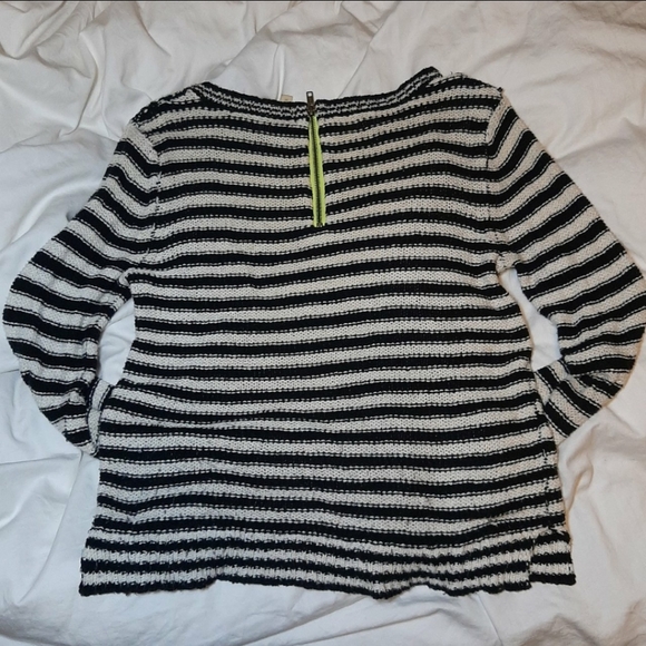 Aeropostale black and white striped knit sweater - Picture 3 of 3